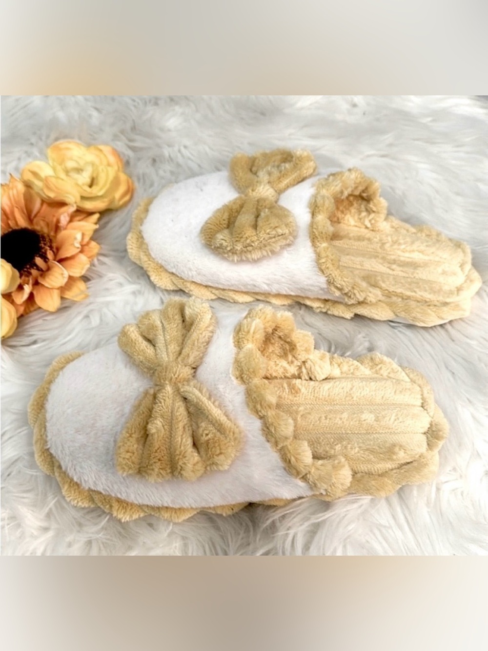 Yellow And White Bow Slippers Sz 7.5-8.5 (38-39) NEW! - Picture 2 of 6